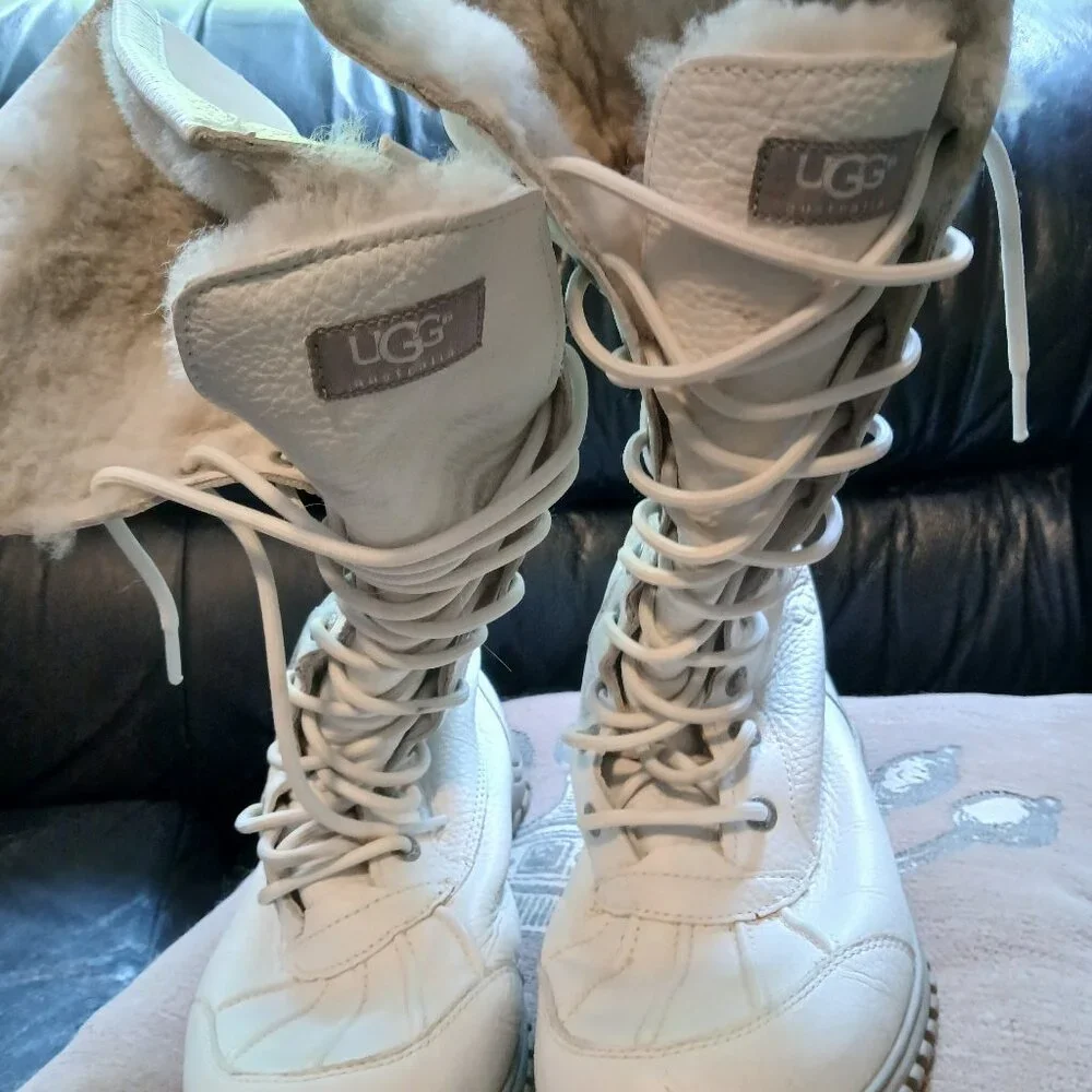 UGG Tall Adirondack Boot White - Picture 4 of 11